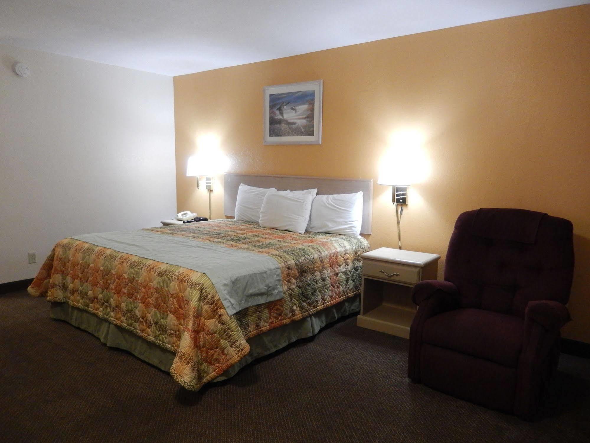 Executive Inn Pearsall エクステリア 写真