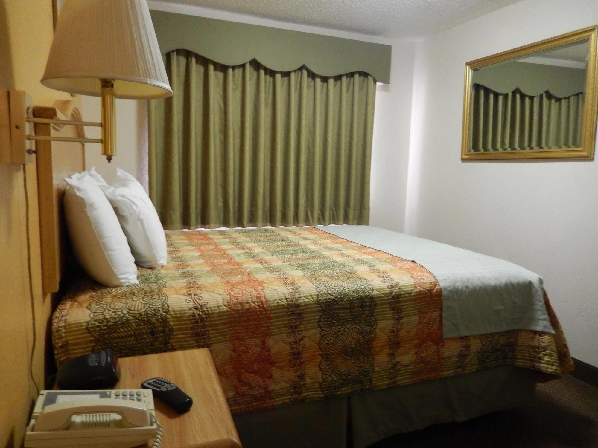 Executive Inn Pearsall エクステリア 写真