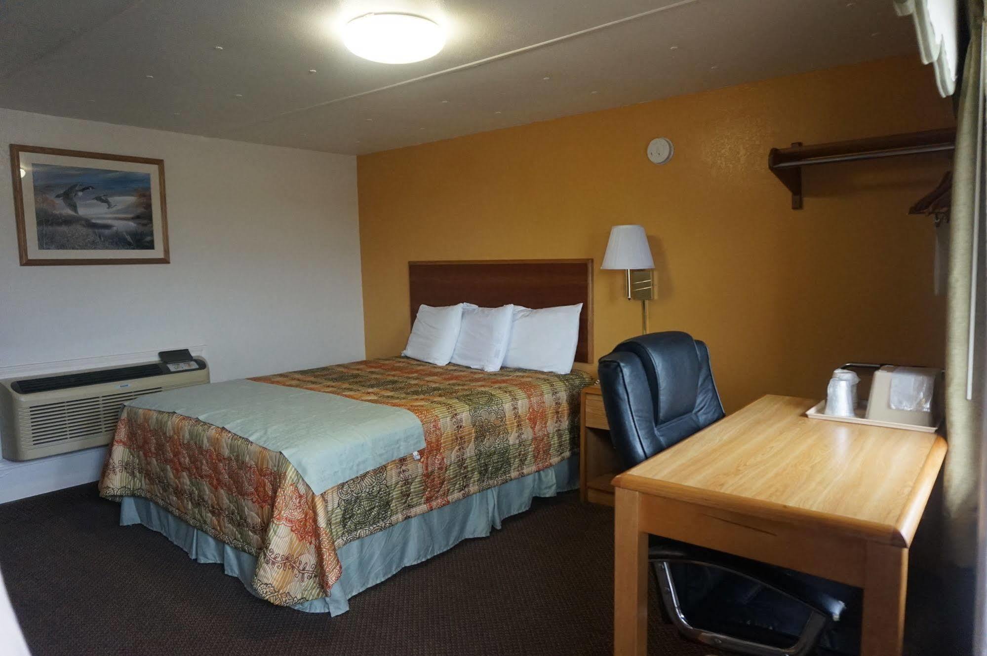 Executive Inn Pearsall エクステリア 写真
