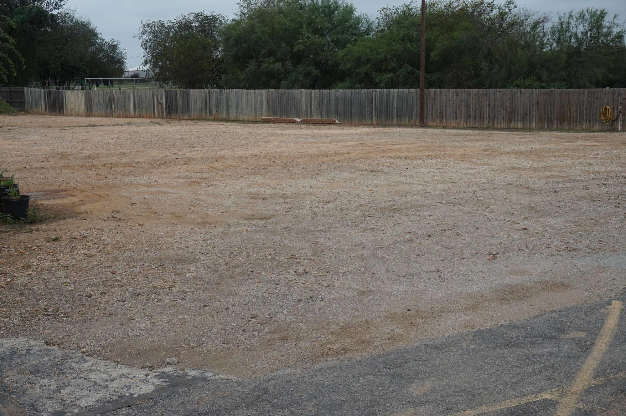 Executive Inn Pearsall エクステリア 写真
